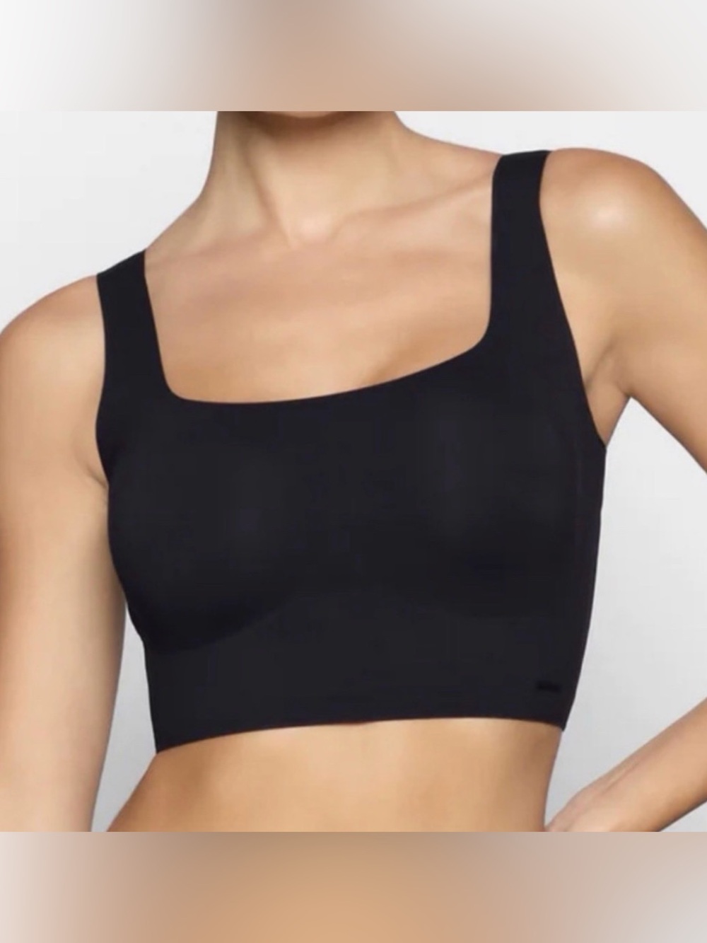 SKIMS Naked Scoop Tank Bra Onyx S-DD